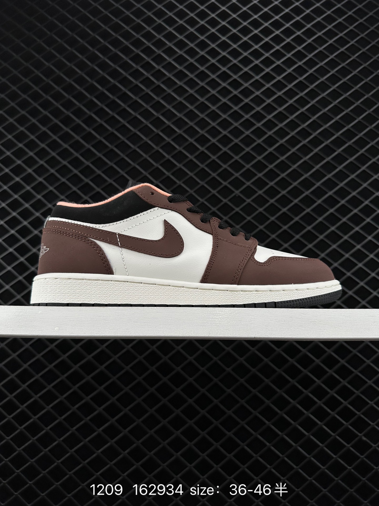 Nike Wmns Air Jordan 1 Low SE GS Nike Wmns Air Jordan 1 Low SE GS